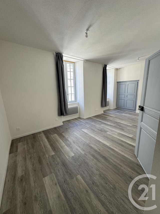 Appartement F1 &agrave; louer - 1 pi&egrave;ce - 27,98 m2 - Montlucon - 03 - AUVERGNE