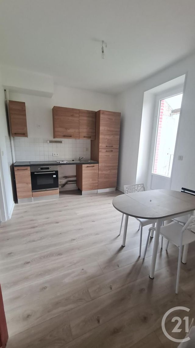 Appartement F1 &agrave; louer - 1 pi&egrave;ce - 34,88 m2 - Montlucon - 03 - AUVERGNE