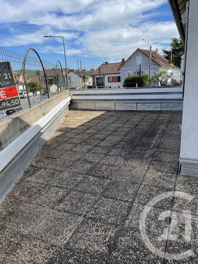 Appartement F4 &agrave; louer - 4 pi&egrave;ces - 71,75 m2 - Montlucon - 03 - AUVERGNE