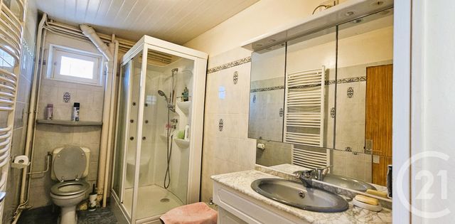 Maison &agrave; vendre - 8 pi&egrave;ces - 131 m2 - Montlucon - 03 - AUVERGNE