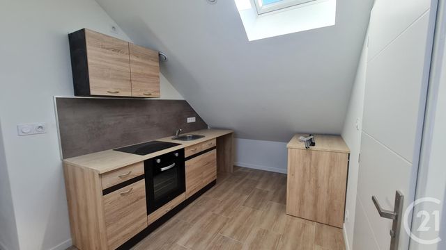 Appartement F3 &agrave; louer - 3 pi&egrave;ces - 32,85 m2 - Montlucon - 03 - AUVERGNE
