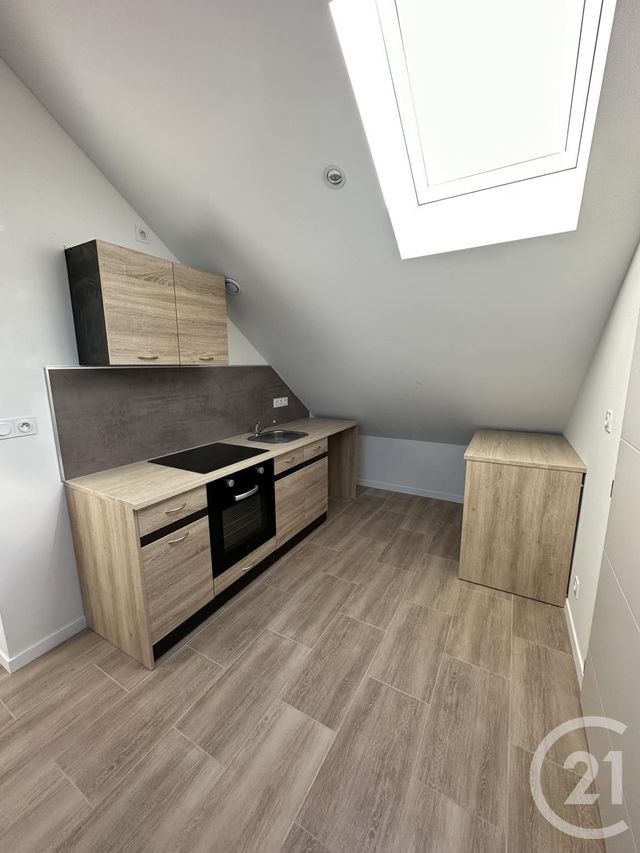 Appartement F3 &agrave; louer - 3 pi&egrave;ces - 32,85 m2 - Montlucon - 03 - AUVERGNE