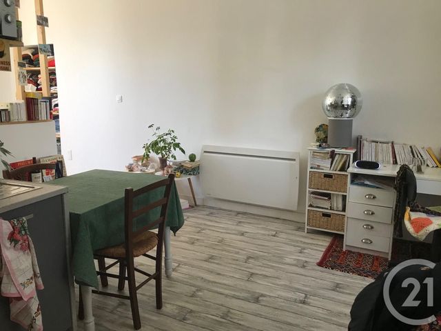 Appartement Studio &agrave; louer - 1 pi&egrave;ce - 29 m2 - Montlucon - 03 - AUVERGNE