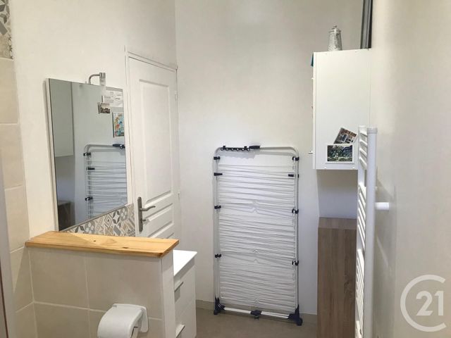 Appartement Studio &agrave; louer - 1 pi&egrave;ce - 29 m2 - Montlucon - 03 - AUVERGNE
