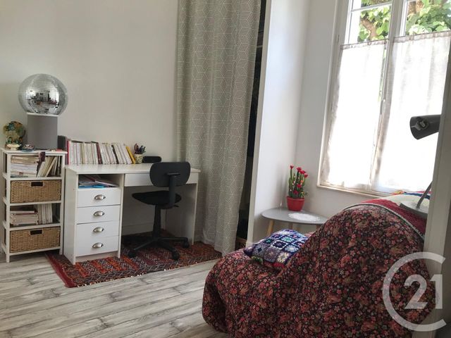 Appartement Studio &agrave; louer - 1 pi&egrave;ce - 29 m2 - Montlucon - 03 - AUVERGNE