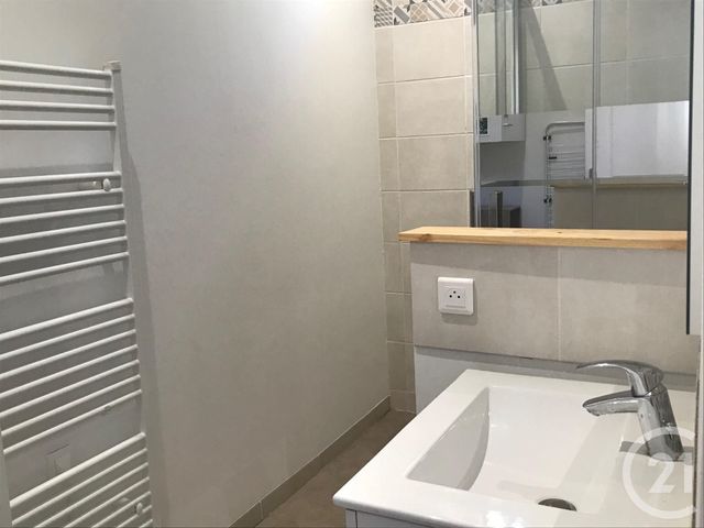 Appartement Studio &agrave; louer - 1 pi&egrave;ce - 29 m2 - Montlucon - 03 - AUVERGNE