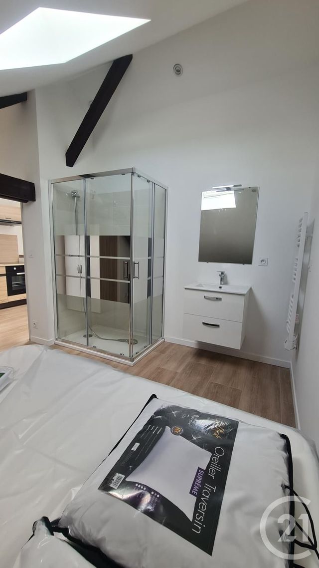 Appartement F1 &agrave; louer - 1 pi&egrave;ce - 18,61 m2 - Montlucon - 03 - AUVERGNE