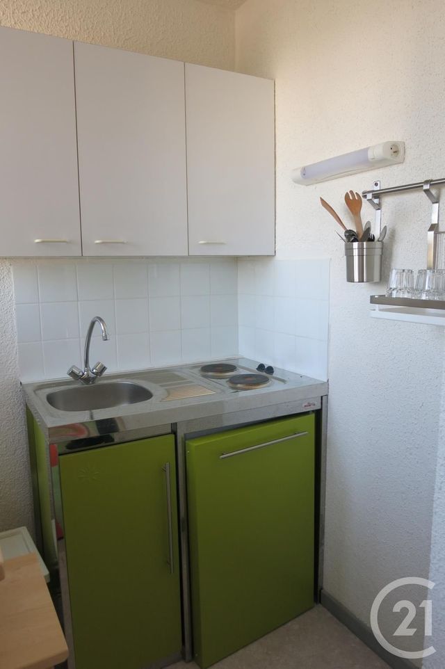 Appartement Studio &agrave; louer - 1 pi&egrave;ce - 23 m2 - Desertines - 03 - AUVERGNE