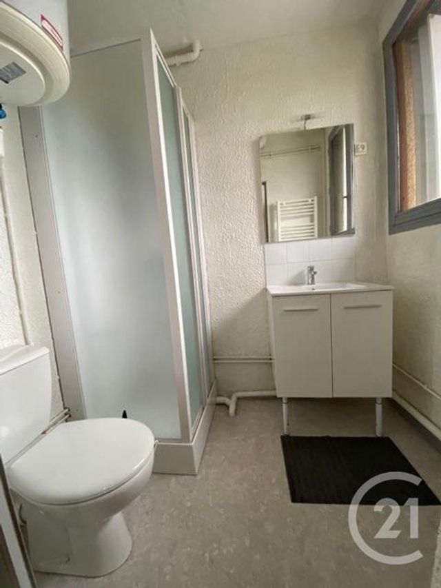 Appartement Studio &agrave; louer - 1 pi&egrave;ce - 23 m2 - Desertines - 03 - AUVERGNE