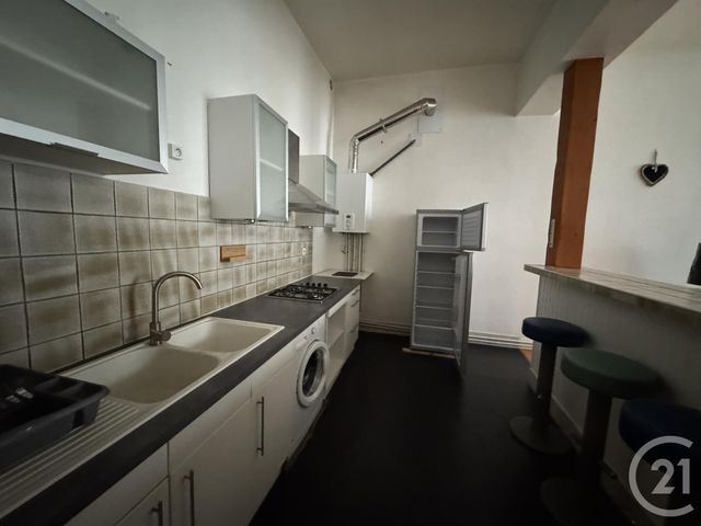 Appartement F3 &agrave; louer - 3 pi&egrave;ces - 77,84 m2 - Montlucon - 03 - AUVERGNE