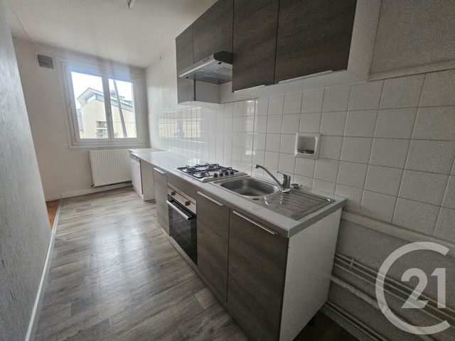 Appartement F2 &agrave; louer - 2 pi&egrave;ces - 51,97 m2 - Montlucon - 03 - AUVERGNE