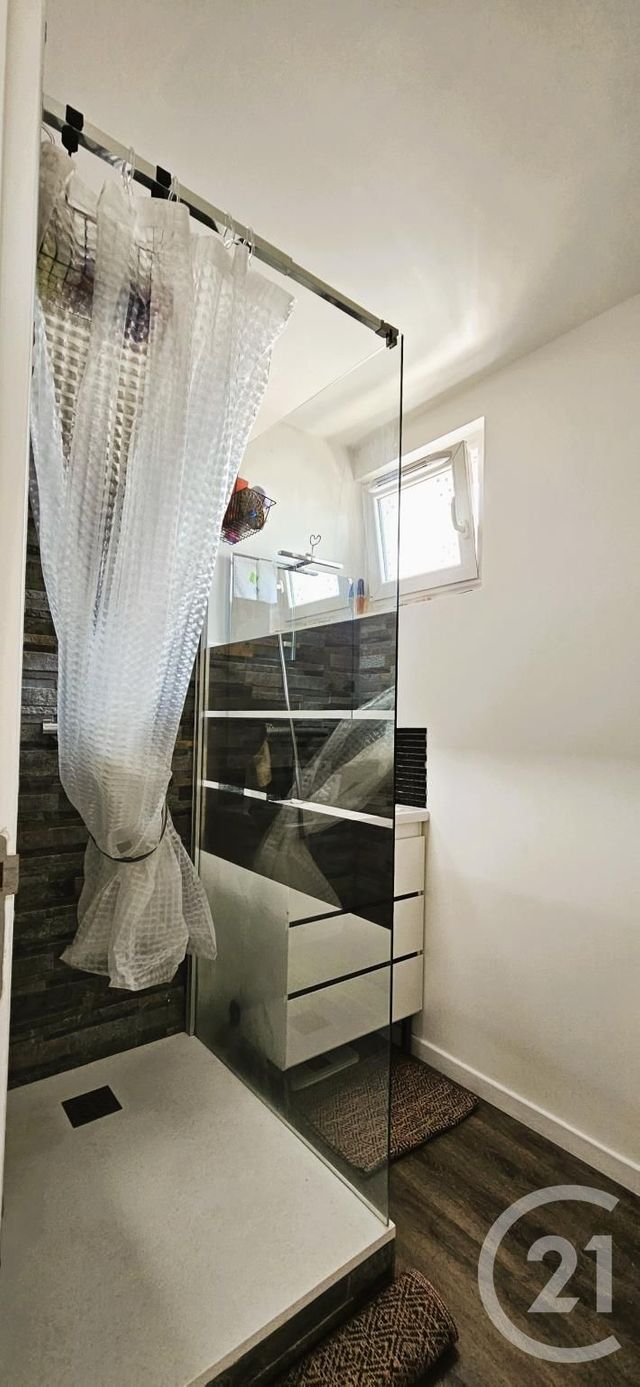 Appartement F4 &agrave; vendre - 4 pi&egrave;ces - 71,30 m2 - Montlucon - 03 - AUVERGNE