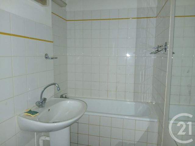 Appartement F3 &agrave; vendre - 3 pi&egrave;ces - 55,90 m2 - Montlucon - 03 - AUVERGNE