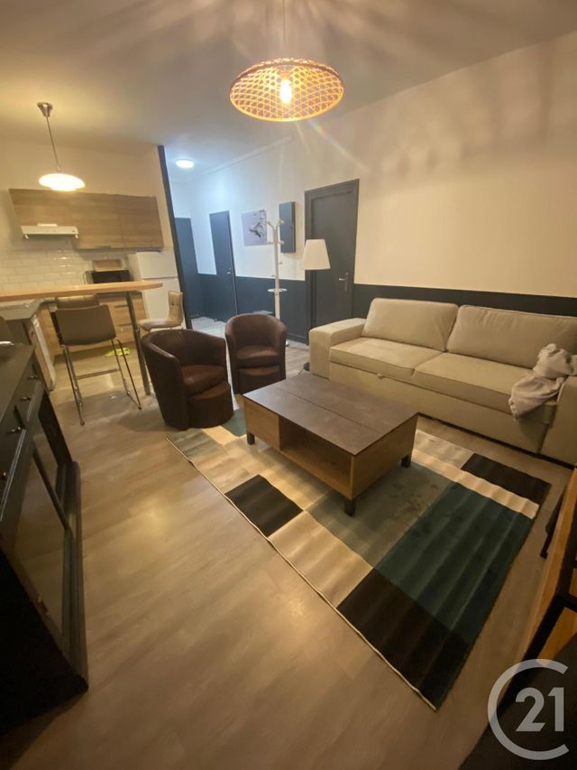 Appartement &agrave; louer - 2 pi&egrave;ces - 43,66 m2 - Montlucon - 03 - AUVERGNE