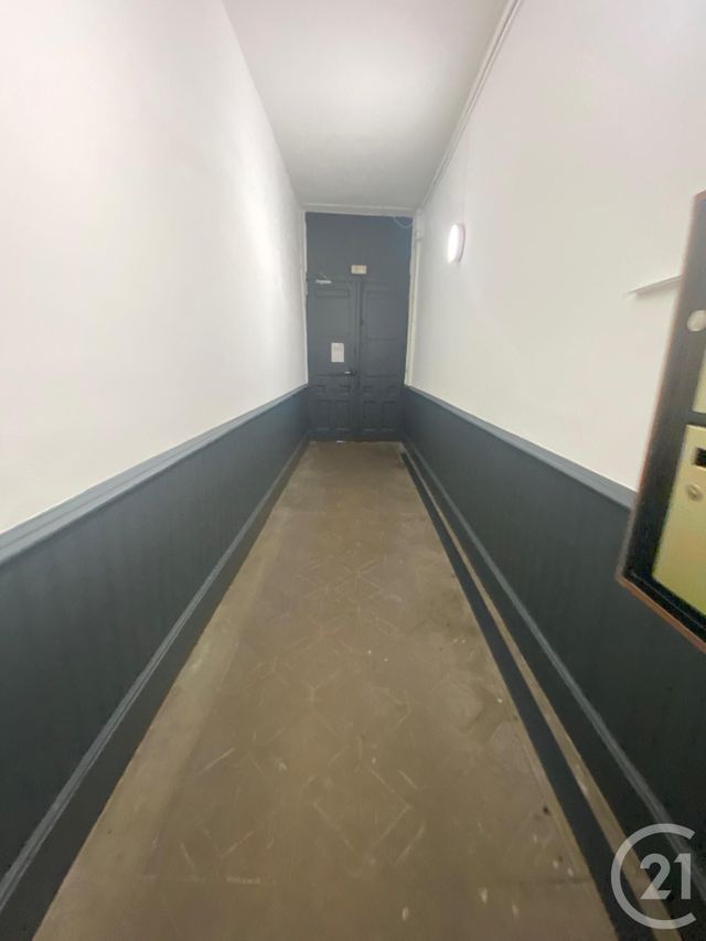 Appartement &agrave; louer - 2 pi&egrave;ces - 43,66 m2 - Montlucon - 03 - AUVERGNE