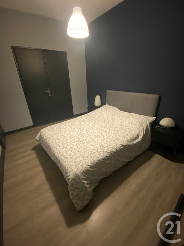 Appartement &agrave; louer - 2 pi&egrave;ces - 43,66 m2 - Montlucon - 03 - AUVERGNE