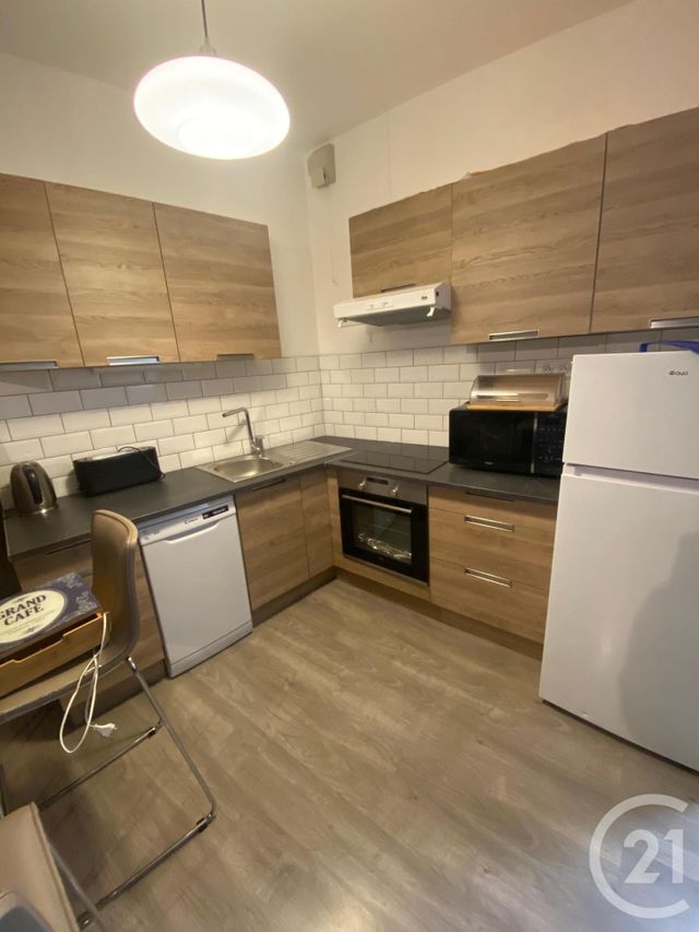 Appartement &agrave; louer - 2 pi&egrave;ces - 43,66 m2 - Montlucon - 03 - AUVERGNE