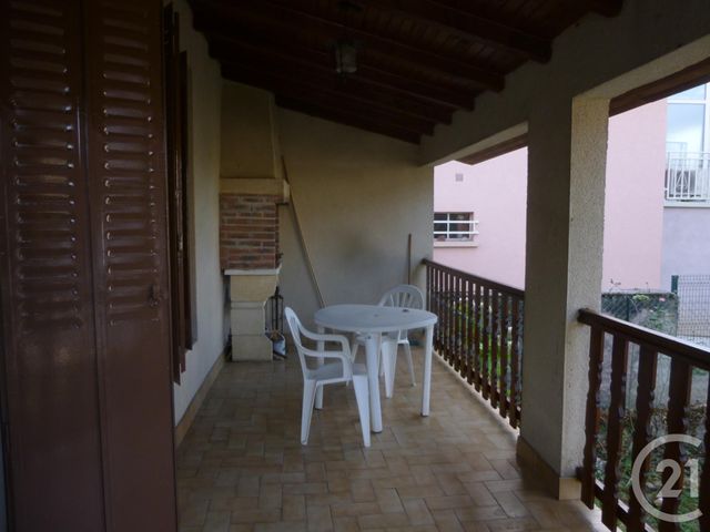 Maison &agrave; louer - 2 pi&egrave;ces - 70 m2 - Neris Les Bains - 03 - AUVERGNE