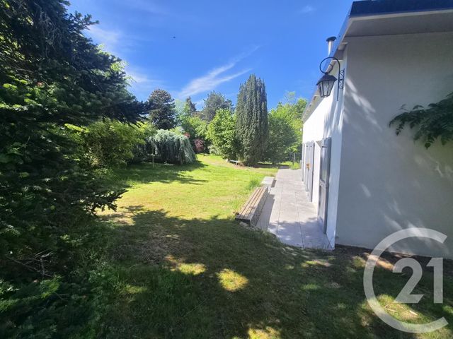 Maison &agrave; louer - 4 pi&egrave;ces - 104 m2 - Quinssaines - 03 - AUVERGNE