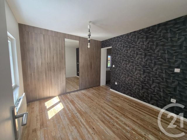 Maison &agrave; louer - 4 pi&egrave;ces - 104 m2 - Quinssaines - 03 - AUVERGNE