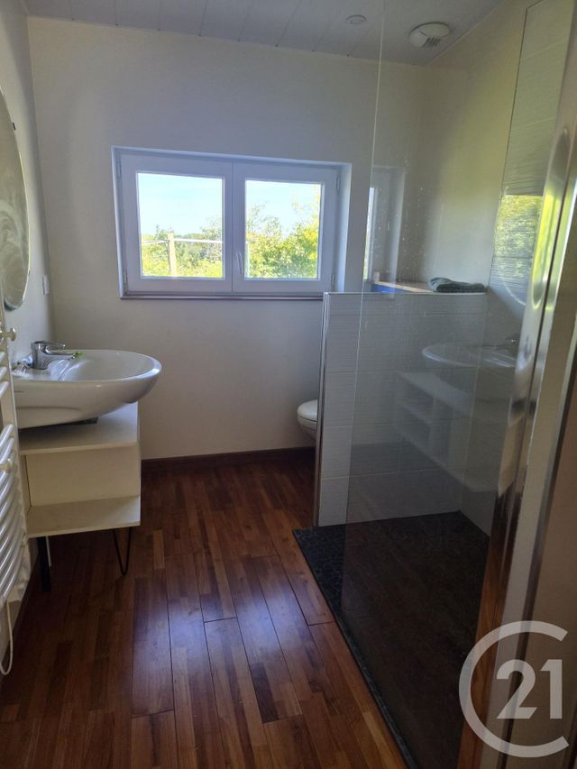 Maison &agrave; louer - 4 pi&egrave;ces - 104 m2 - Quinssaines - 03 - AUVERGNE