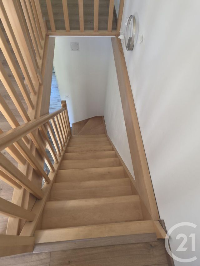 Maison &agrave; louer - 4 pi&egrave;ces - 104 m2 - Quinssaines - 03 - AUVERGNE