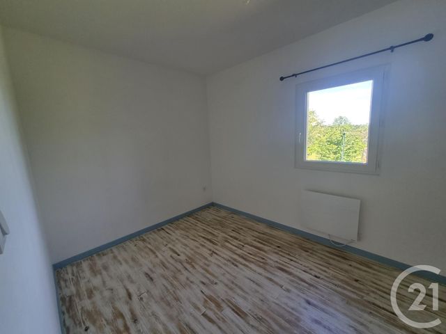 Maison &agrave; louer - 4 pi&egrave;ces - 104 m2 - Quinssaines - 03 - AUVERGNE