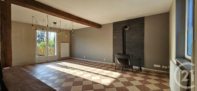 Maison &agrave; louer - 5 pi&egrave;ces - 88 m2 - Bezenet - 03 - AUVERGNE
