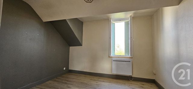 Maison &agrave; louer - 5 pi&egrave;ces - 88 m2 - Bezenet - 03 - AUVERGNE