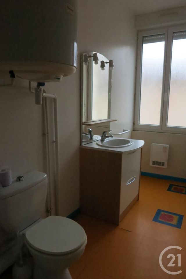 Appartement Autre &agrave; louer - 2 pi&egrave;ces - 37,97 m2 - Evaux Les Bains - 23 - LIMOUSIN