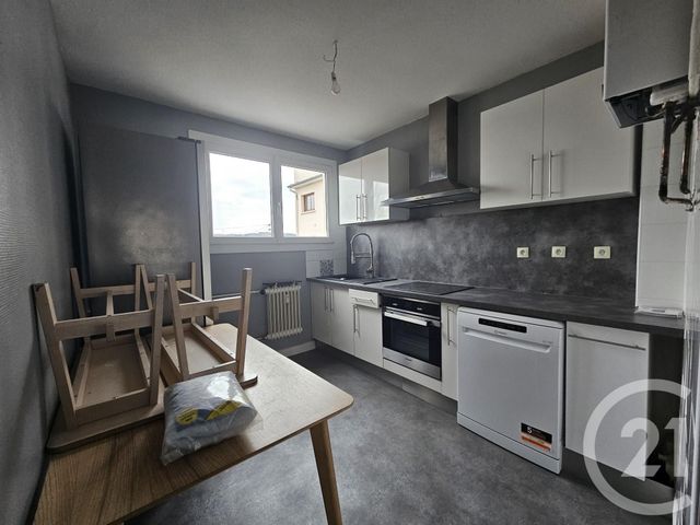 Appartement &agrave; louer - 3 pi&egrave;ces - 55,53 m2 - Montlucon - 03 - AUVERGNE