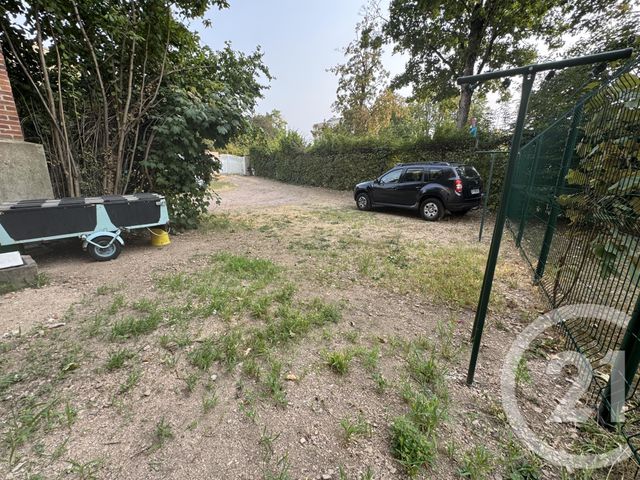 Appartement F3 &agrave; louer - 3 pi&egrave;ces - 58 m2 - Neris Les Bains - 03 - AUVERGNE