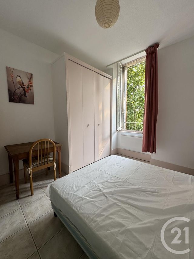 Appartement F3 &agrave; louer - 3 pi&egrave;ces - 58 m2 - Neris Les Bains - 03 - AUVERGNE