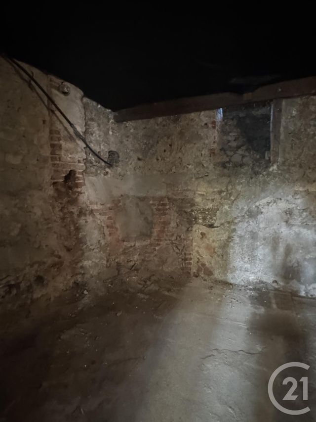 Appartement F3 &agrave; louer - 3 pi&egrave;ces - 58 m2 - Neris Les Bains - 03 - AUVERGNE