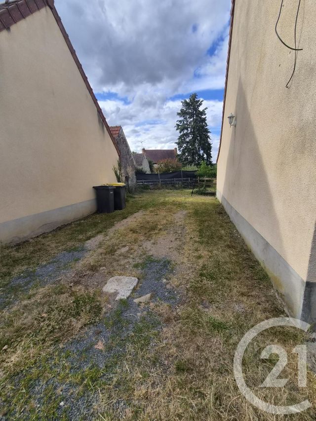 Maison &agrave; louer - 3 pi&egrave;ces - 57,20 m2 - Huriel - 03 - AUVERGNE
