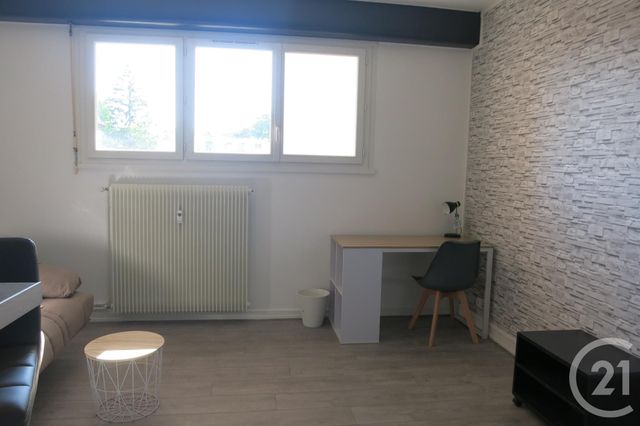 Appartement Studio &agrave; louer - 1 pi&egrave;ce - 28,38 m2 - Montlucon - 03 - AUVERGNE