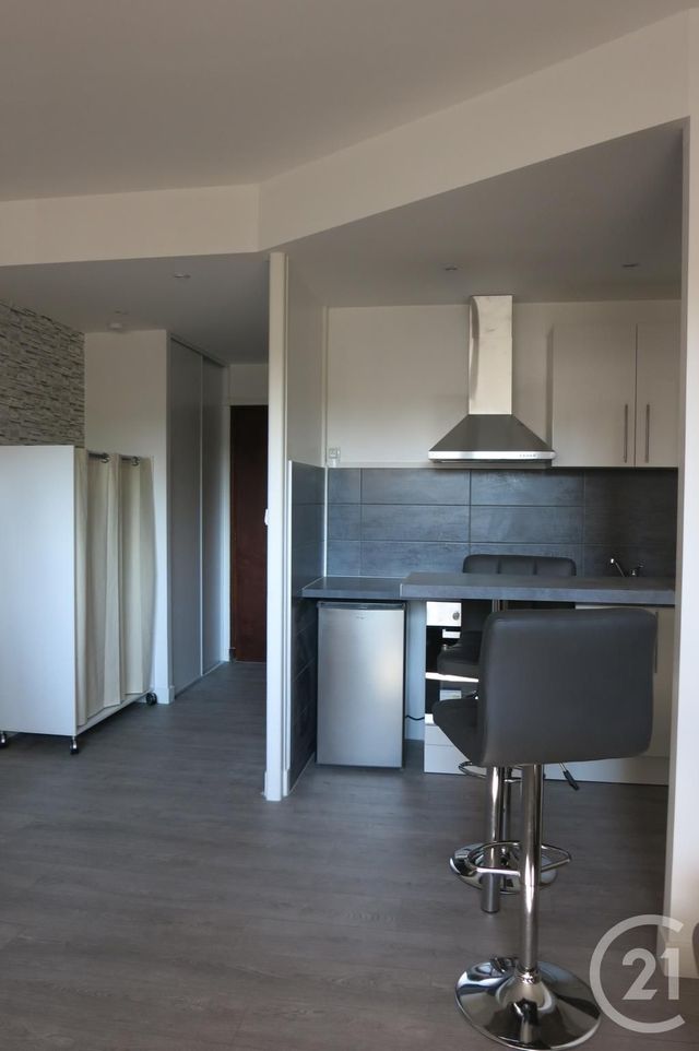 Appartement Studio &agrave; louer - 1 pi&egrave;ce - 28,38 m2 - Montlucon - 03 - AUVERGNE