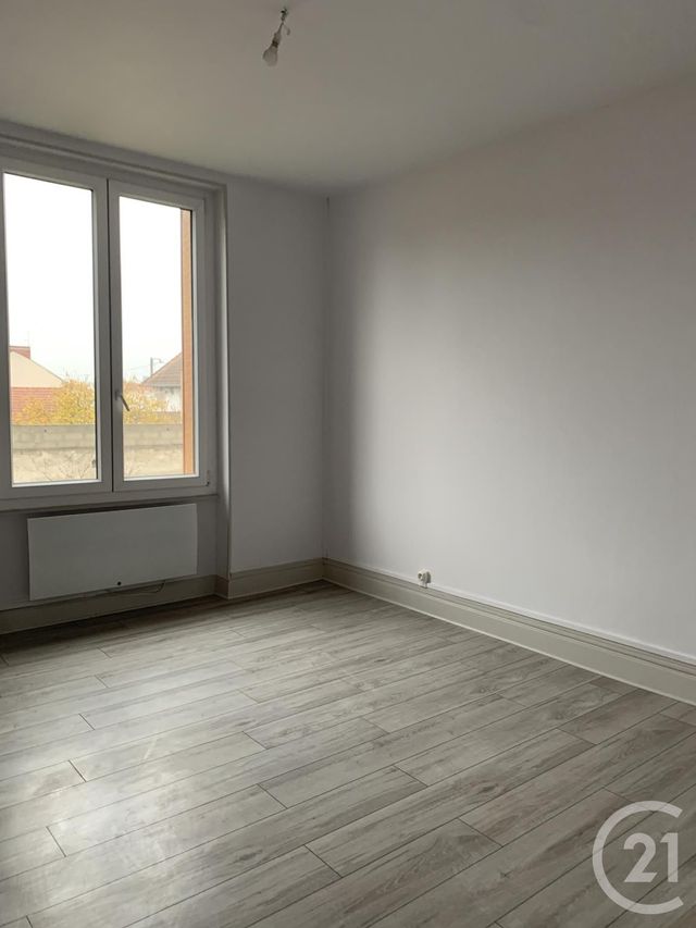 Appartement F3 &agrave; louer - 3 pi&egrave;ces - 58,80 m2 - Montlucon - 03 - AUVERGNE