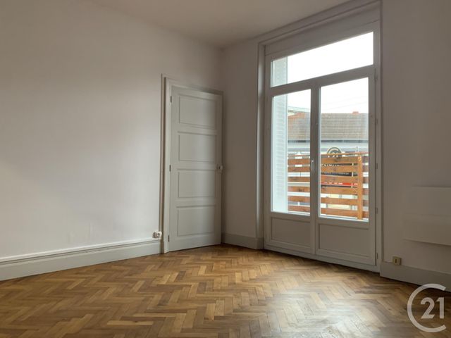 Appartement F3 &agrave; louer - 3 pi&egrave;ces - 58,80 m2 - Montlucon - 03 - AUVERGNE