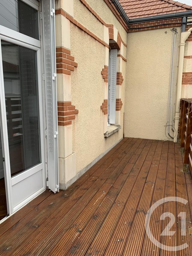 Appartement F3 &agrave; louer - 3 pi&egrave;ces - 58,80 m2 - Montlucon - 03 - AUVERGNE
