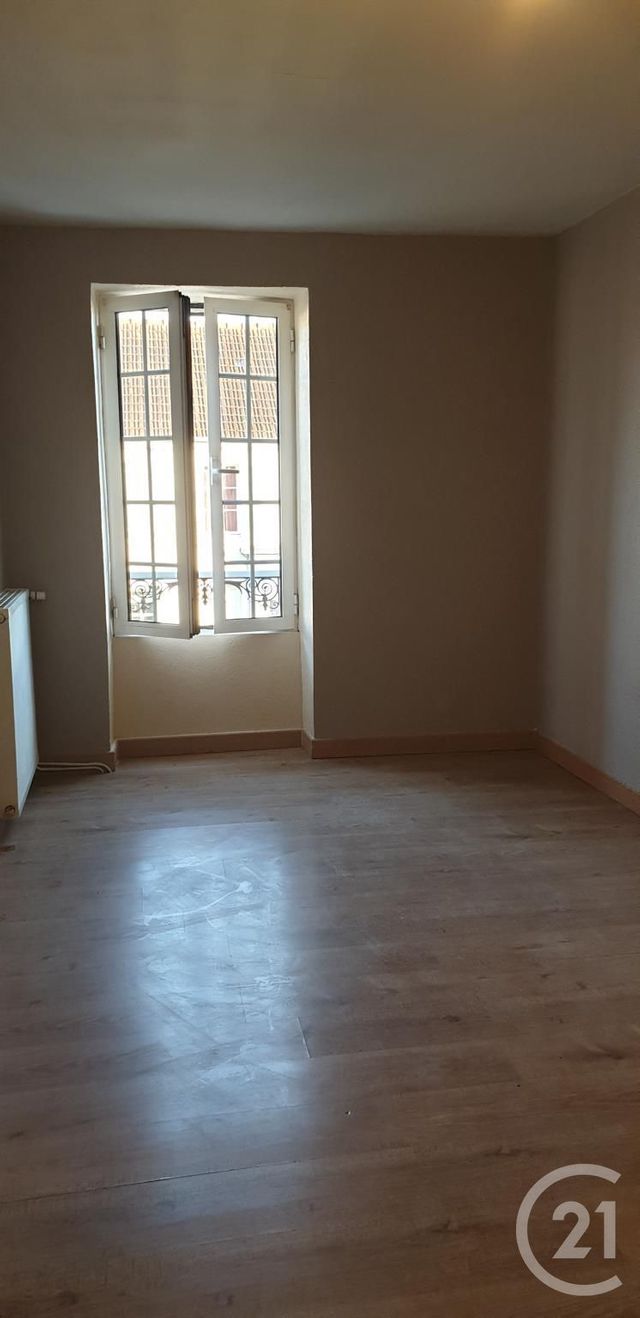 Maison &agrave; louer - 4 pi&egrave;ces - 90 m2 - Desertines - 03 - AUVERGNE