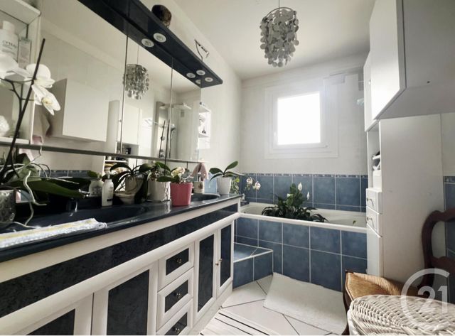 Appartement F3 &agrave; vendre - 3 pi&egrave;ces - 73,88 m2 - Montlucon - 03 - AUVERGNE
