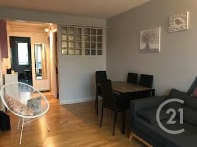 Appartement F2 &agrave; louer - 2 pi&egrave;ces - 40,63 m2 - Montlucon - 03 - AUVERGNE