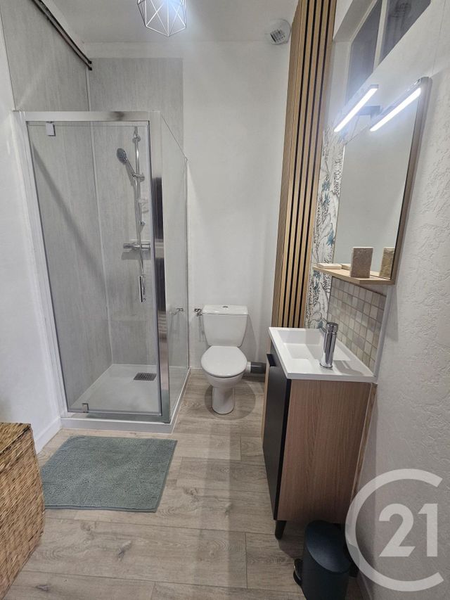 Appartement F2 &agrave; louer - 2 pi&egrave;ces - 40,92 m2 - Montlucon - 03 - AUVERGNE