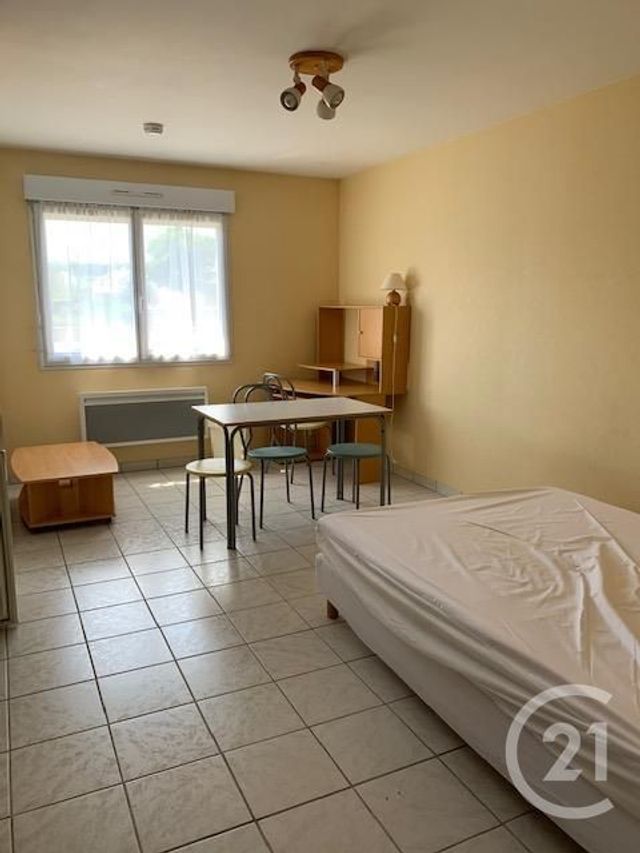Appartement Studio &agrave; louer - 1 pi&egrave;ce - 22,56 m2 - Montlucon - 03 - AUVERGNE