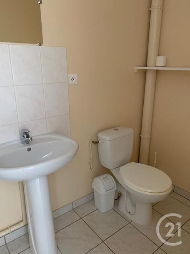 Appartement Studio &agrave; louer - 1 pi&egrave;ce - 22,56 m2 - Montlucon - 03 - AUVERGNE