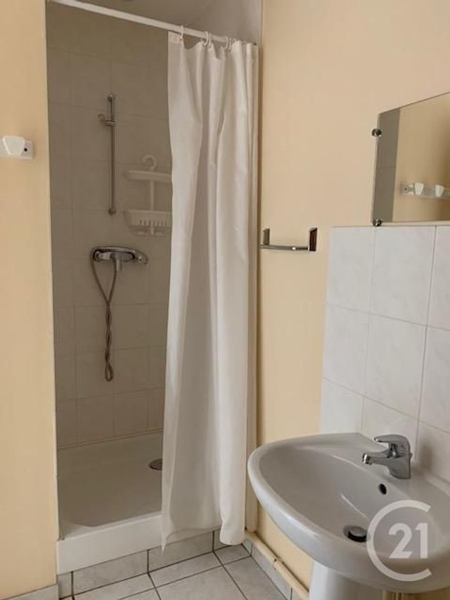 Appartement Studio &agrave; louer - 1 pi&egrave;ce - 22,56 m2 - Montlucon - 03 - AUVERGNE