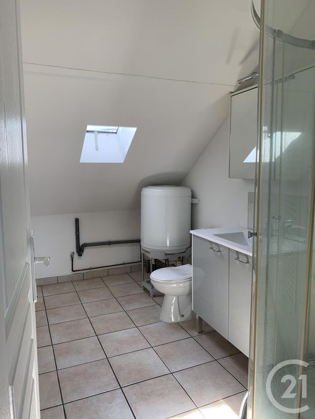 Appartement F2 &agrave; louer - 2 pi&egrave;ces - 31,17 m2 - Montlucon - 03 - AUVERGNE