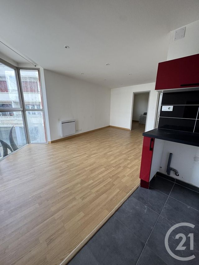 Appartement F2 &agrave; louer - 3 pi&egrave;ces - 57,67 m2 - Montlucon - 03 - AUVERGNE