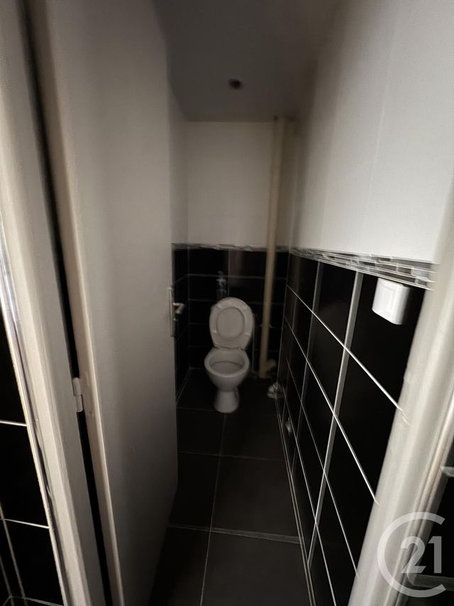 Appartement F2 &agrave; louer - 3 pi&egrave;ces - 57,67 m2 - Montlucon - 03 - AUVERGNE